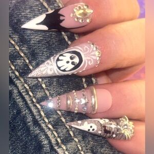 Baddie or Villain Set Halloween Themed Nail Art with Rhinestones